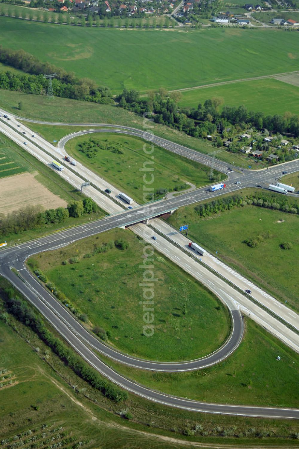 Aerial photograph FRANKFURT / ODER - Blick auf die Ortsumfahrung der Bundesstrasse B 112 westlich von Frankfurt / Oder. Landesbetrieb Straßenwesen Brandenburg (