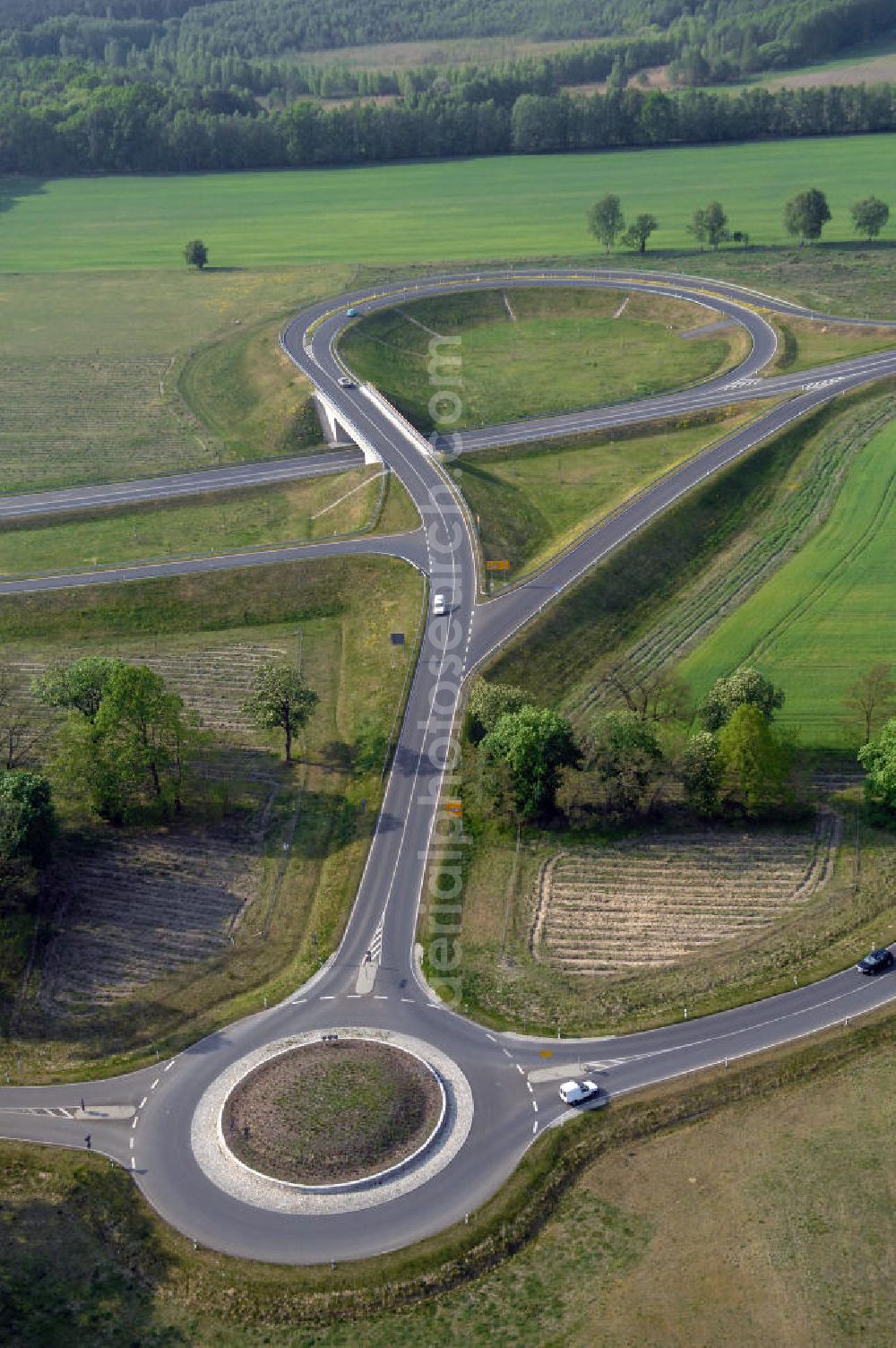 Aerial photograph MÜLLROSE - Blick auf die Ortsumfahrung der Bundesstrasse B 87 westlich von Müllrose. Landesbetrieb Straßenwesen Brandenburg (