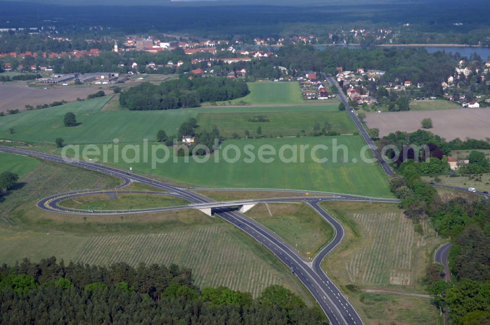 MÜLLROSE from the bird's eye view: Blick auf die Ortsumfahrung der Bundesstrasse B 87 westlich von Müllrose. Landesbetrieb Straßenwesen Brandenburg (