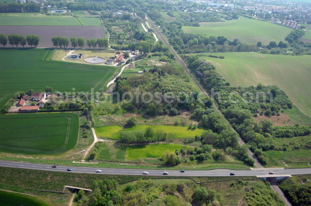 SEELOW from above - Blick auf die Ortsumfahrung der Bundesstrasse B 1 westlich von Seelow. Landesbetrieb Straßenwesen Brandenburg (