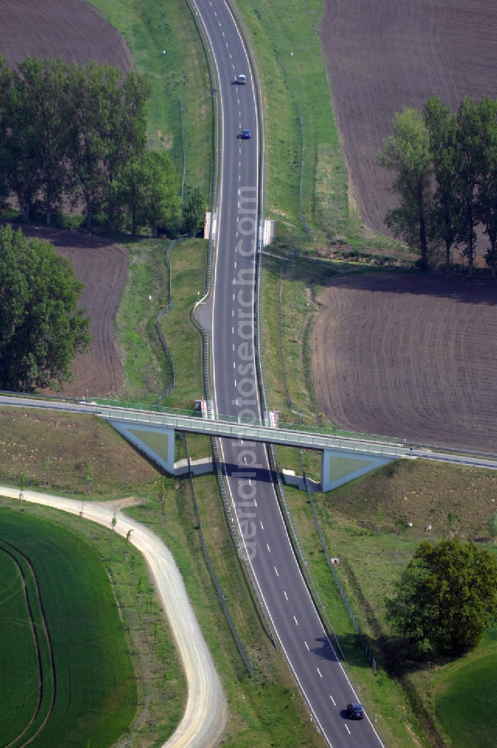 Aerial image SEELOW - Blick auf die Ortsumfahrung der Bundesstrasse B 1 westlich von Seelow. Landesbetrieb Straßenwesen Brandenburg (