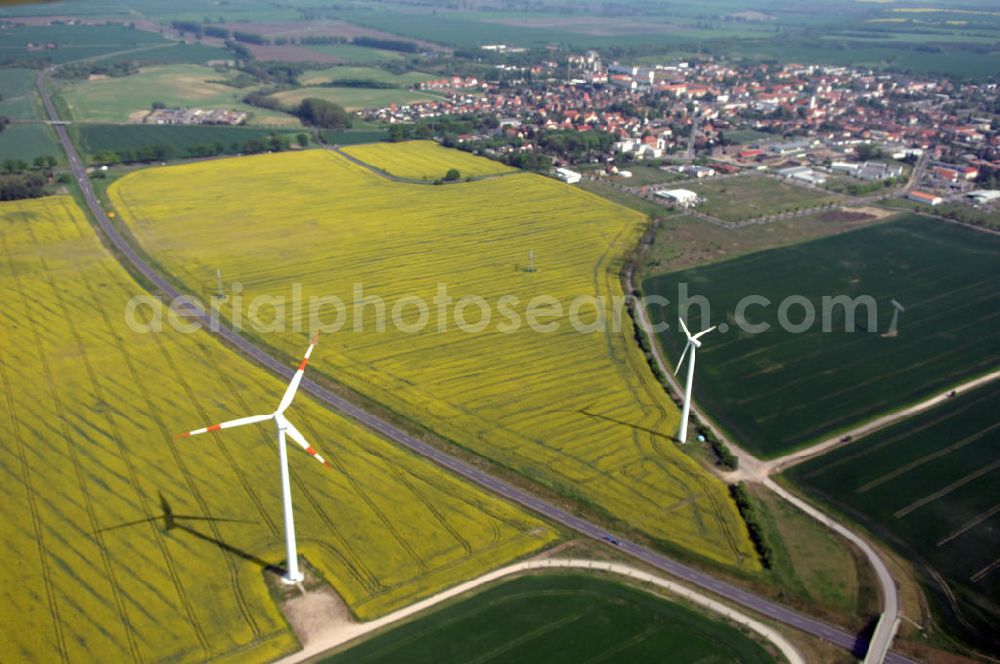 SEELOW from above - Blick auf die Ortsumfahrung der Bundesstrasse B 1 westlich von Seelow. Landesbetrieb Straßenwesen Brandenburg (