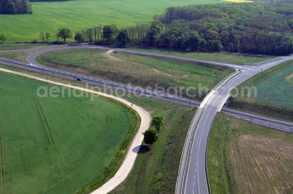 Aerial image SEELOW - Blick auf die Ortsumfahrung der Bundesstrasse B 1 westlich von Seelow. Landesbetrieb Straßenwesen Brandenburg (