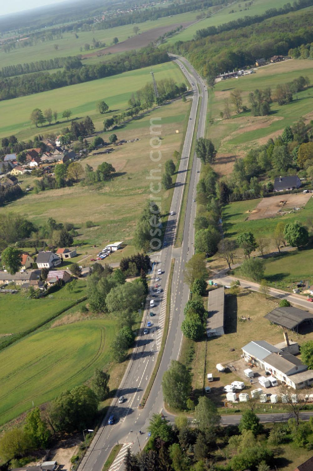 Aerial image ORANIENBURG - Blick auf die Ortsumfahrung Oranienburg B96 westlich von Oranienburg. Landesbetrieb Straßenwesen Brandenburg (