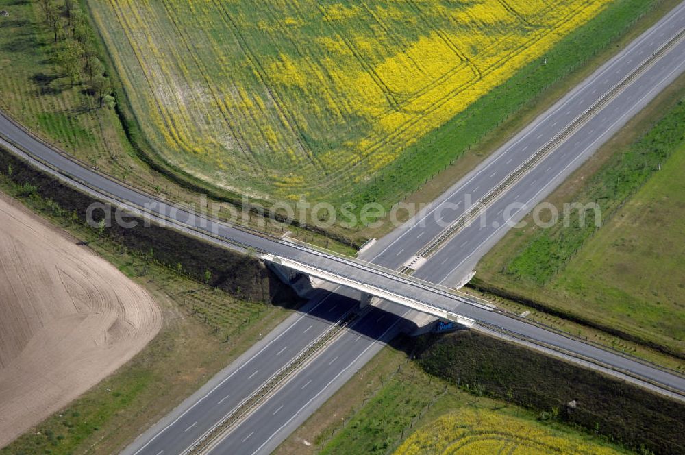 Aerial image ORANIENBURG - Blick auf die Ortsumfahrung Oranienburg B96 westlich von Oranienburg. Landesbetrieb Straßenwesen Brandenburg (