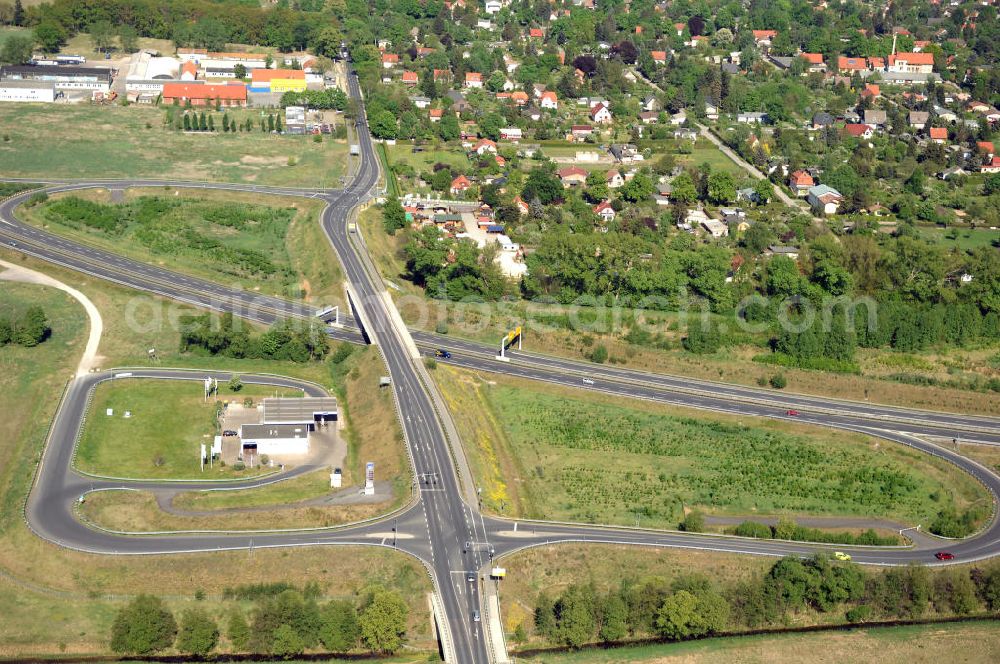 Aerial image ORANIENBURG - Blick auf die Ortsumfahrung Oranienburg B96 westlich von Oranienburg. Landesbetrieb Straßenwesen Brandenburg (