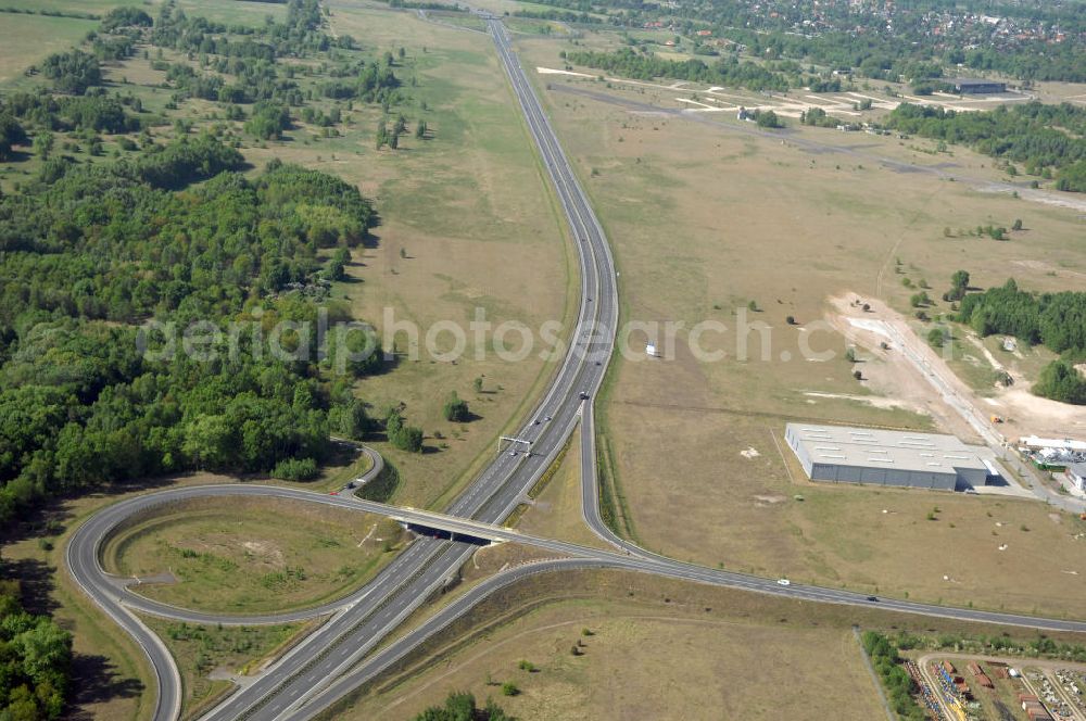 Aerial photograph ORANIENBURG - Blick auf die Ortsumfahrung Oranienburg B96 westlich von Oranienburg. Landesbetrieb Straßenwesen Brandenburg (