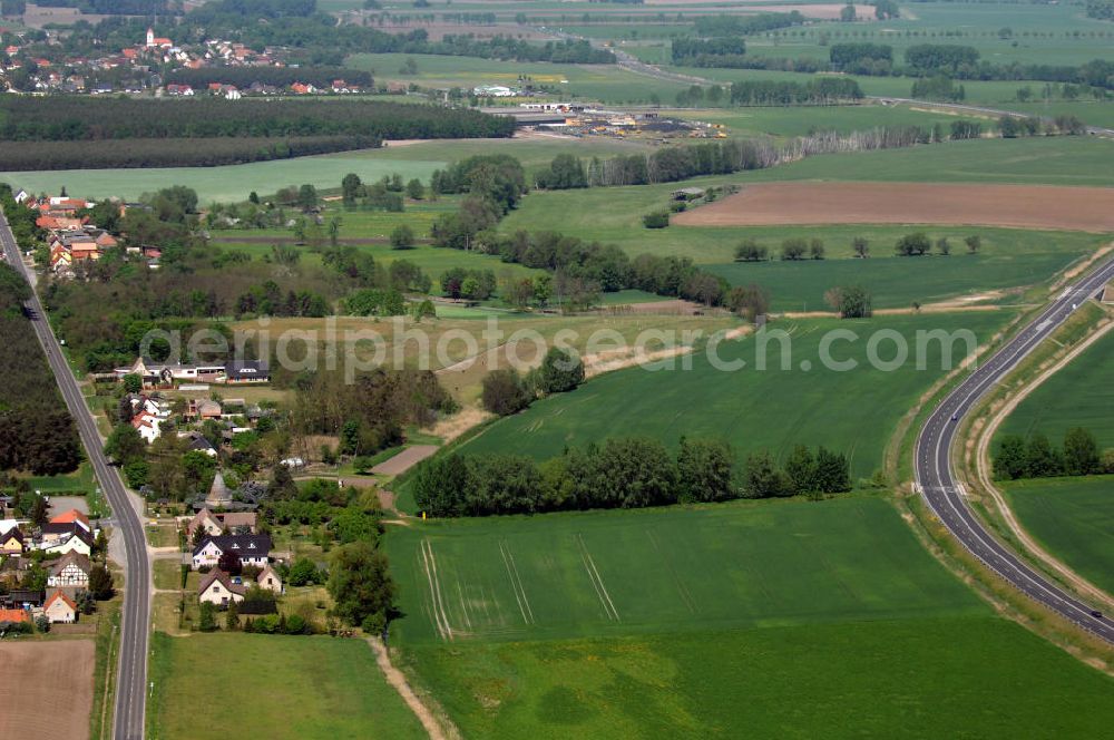 Aerial photograph WRIETZEN - Blick auf die Ortsumfahrung B 167 im südlichen Ortsbereich von Wriezen. Landesbetrieb Straßenwesen Brandenburg (