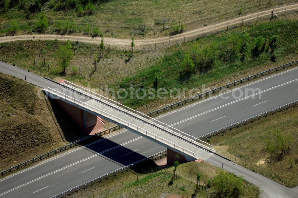 WRIETZEN from the bird's eye view: Blick auf die Ortsumfahrung B 167 im südlichen Ortsbereich von Wriezen. Landesbetrieb Straßenwesen Brandenburg (