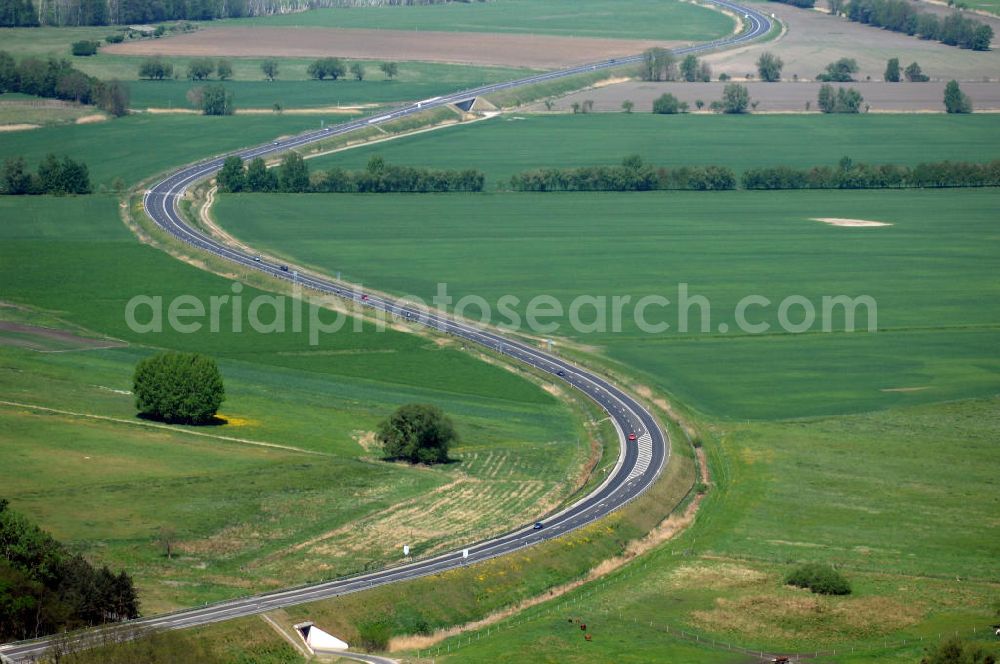 Aerial image WRIETZEN - Blick auf die Ortsumfahrung B 167 im südlichen Ortsbereich von Wriezen. Landesbetrieb Straßenwesen Brandenburg (