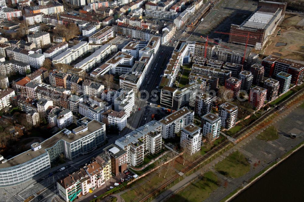 Aerial image Frankfurt am Main - Blick auf Wohn- und Bürogebäude an der Oskar von Miller-Straße, in der Innenstadt von Frankfurt am Main. View to tenements and office buildings at the Oskar von Miller-street in Frankfurt on the Main.