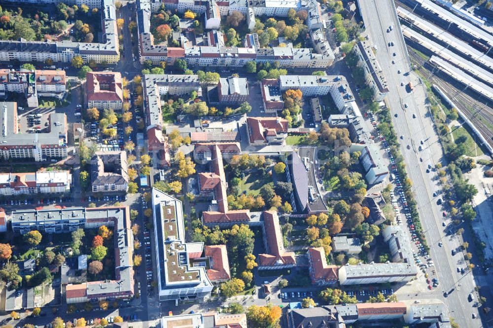 Aerial photograph Berlin - Blick auf den Erweiterungsbau des Sana Klinikum Lichtenberg / Oskar-Ziethen-Krankenhaus an der Fanningerstraße 32 in 10365 Berlin. View of the extension of the Sana Klinikum Lichtenberg / Oskar-Ziethen hospital on Fanningerstraße 32 in 10365 Berlin.