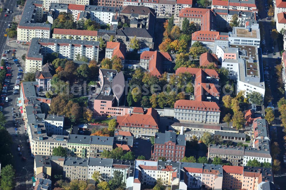 Aerial image Berlin - Blick auf den Erweiterungsbau des Sana Klinikum Lichtenberg / Oskar-Ziethen-Krankenhaus an der Fanningerstraße 32 in 10365 Berlin. View of the extension of the Sana Klinikum Lichtenberg / Oskar-Ziethen hospital on Fanningerstraße 32 in 10365 Berlin.