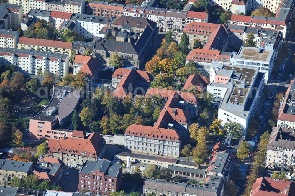 Berlin from above - Blick auf den Erweiterungsbau des Sana Klinikum Lichtenberg / Oskar-Ziethen-Krankenhaus an der Fanningerstraße 32 in 10365 Berlin. View of the extension of the Sana Klinikum Lichtenberg / Oskar-Ziethen hospital on Fanningerstraße 32 in 10365 Berlin.