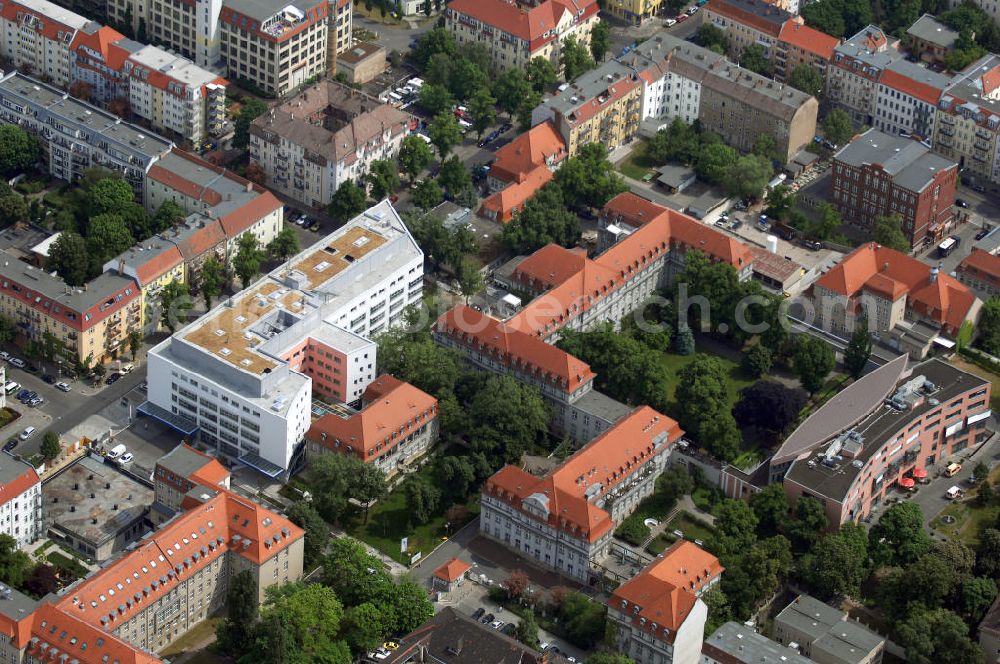 Aerial photograph Berlin - Blick auf den Erweiterungsbau am Krankenhaus Lichtenberg in der Fanningerstraße. Sana Klinikum Lichtenberg, / Oskar-Ziethen-Krankenhaus, Fanningerstraße 32, 10365 Berlin, Fon: 030 - 55 18 29 14