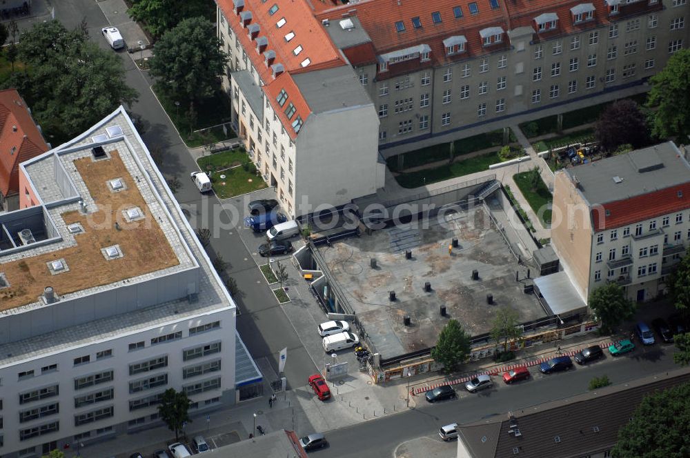 Aerial image Berlin - Blick auf den Erweiterungsbau am Krankenhaus Lichtenberg in der Fanningerstraße. Sana Klinikum Lichtenberg, / Oskar-Ziethen-Krankenhaus, Fanningerstraße 32, 10365 Berlin, Fon: 030 - 55 18 29 14