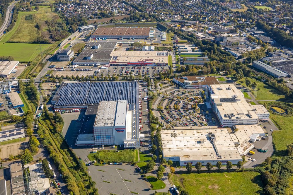 Witten from above - OSTERMANN Einrichtungs-Centrum Witten on Fredi-Ostermann-Strasse with parking and storage space for automobiles in Witten in the state North Rhine-Westphalia