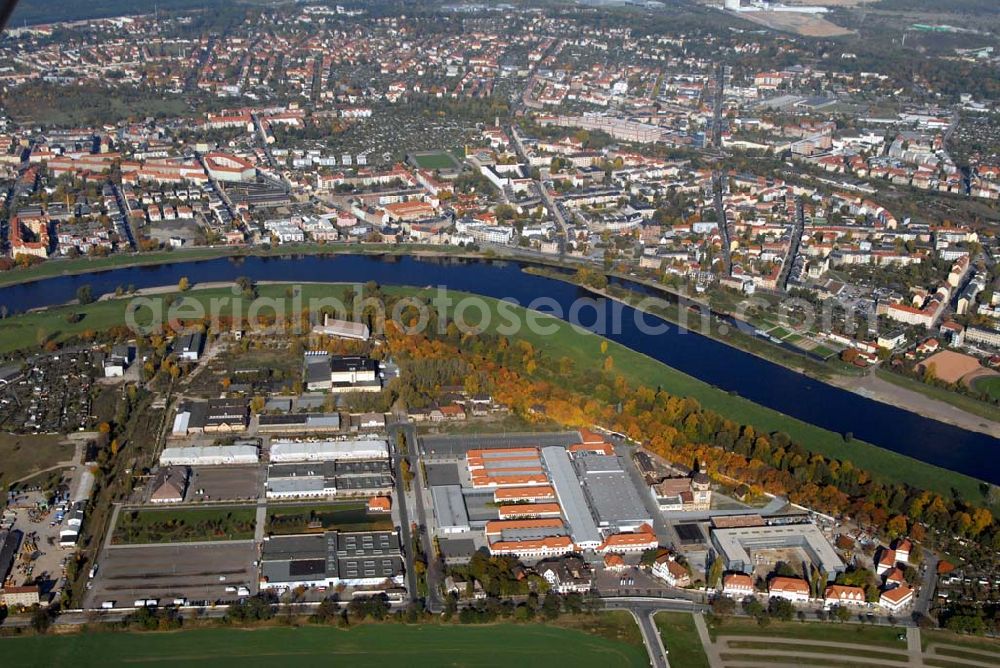 Dresden from above - Blick auf das Ostragehege an der Elbe im Stadtteil Friedrichstadt zwischen Marienbrücke, Friedrichstadt und dem Binnenhafen Alberthafen Dresden-Friedrichstadt. Auf dem Gelände befindet sich die Messe Dresden und ein großer Sportkomplex mit dem Heinz-Steyer-Stadion und der Eissporthalle. Ein Projekt der HVB Immobilien AG