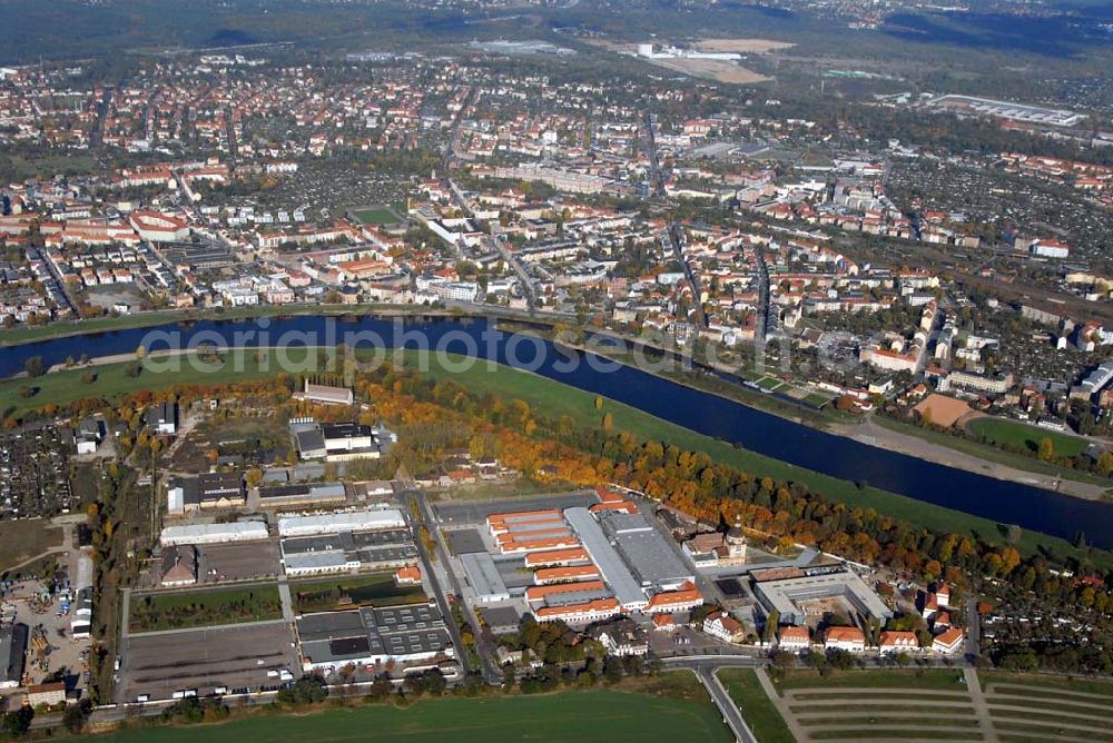 Dresden from the bird's eye view: Blick auf das Ostragehege an der Elbe im Stadtteil Friedrichstadt zwischen Marienbrücke, Friedrichstadt und dem Binnenhafen Alberthafen Dresden-Friedrichstadt. Auf dem Gelände befindet sich die Messe Dresden und ein großer Sportkomplex mit dem Heinz-Steyer-Stadion und der Eissporthalle. Ein Projekt der HVB Immobilien AG