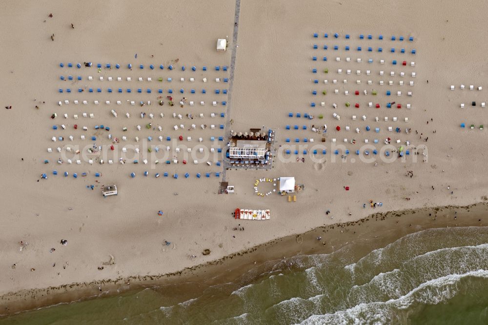 Rostock / Warnemünde from the bird's eye view: Beach of Warnemünde, a district of Rostock in Mecklenburg Western Pomerania