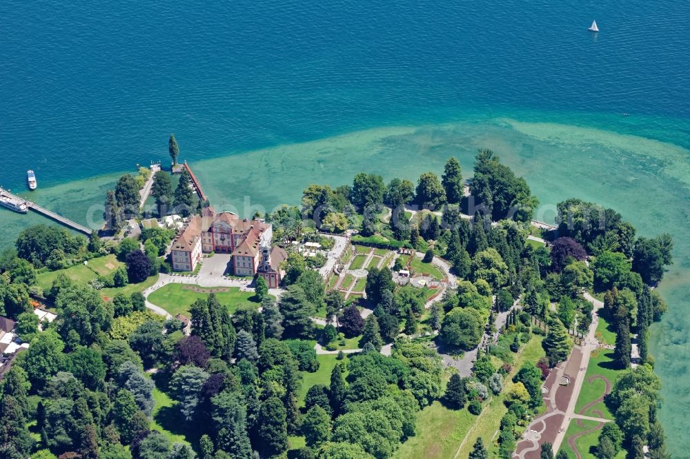 Konstanz from the bird's eye view: Island area Mainau with the village center in Konstanz in the state Baden-Wuerttemberg, Germany