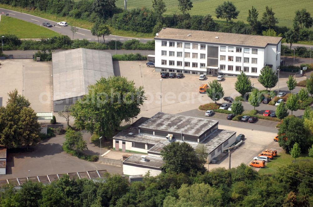 Friedberg from above - Blick auf das Außengebäude der Oberhessische Versorgungsbetriebe AG (OVAG) auf dem Gelände in der Dorheimer Straße im hessischen Friedberg. Kontakt: OVAG, Tel. 06031 82-0,