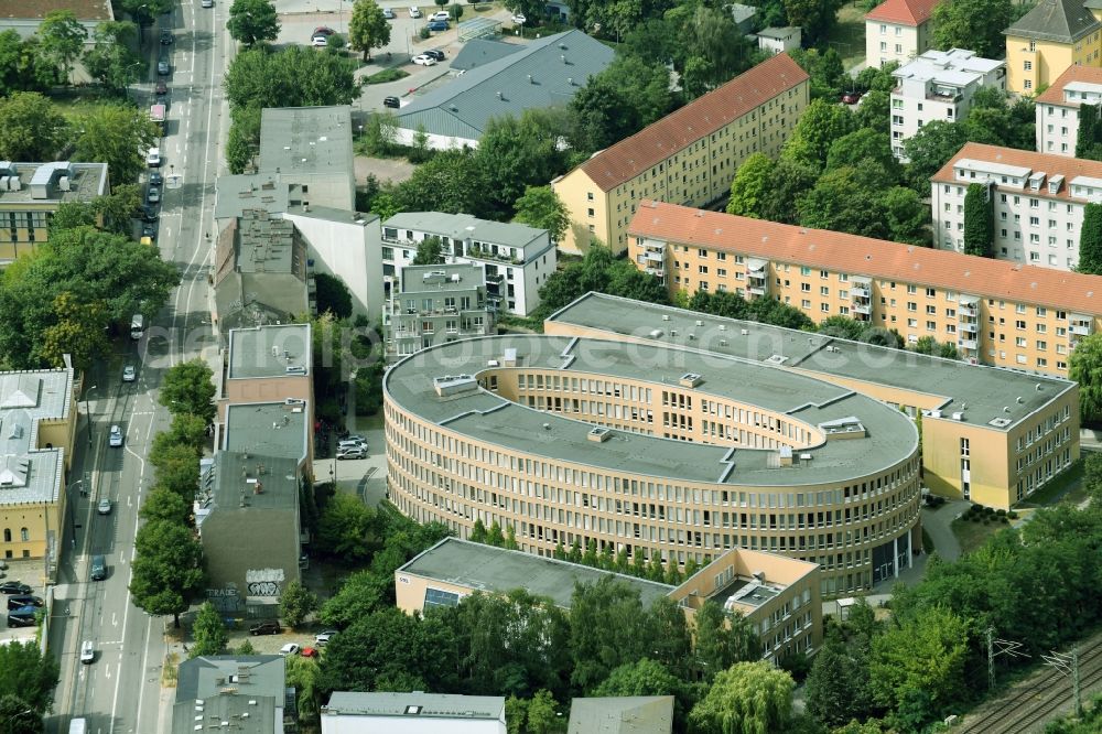 Potsdam from the bird's eye view: Oval office park Sanssouci in Potsdam in the state Brandenburg