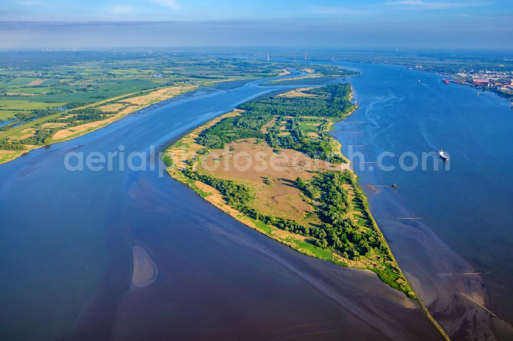 Aerial image Seestermühe - Pagensand Elbinsel on the banks of the river Elbe in Seestermuehe in the state Schleswig-Holstein, Germany