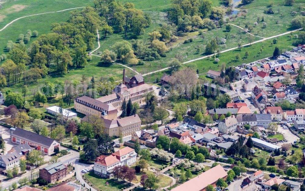 Aerial photograph Barby (Elbe) - Palace Barby in Barby (Elbe) in the state Saxony-Anhalt, Germany