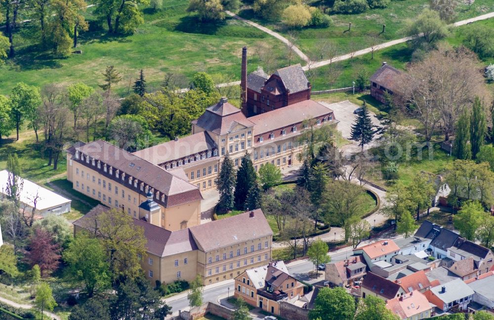 Barby (Elbe) from above - Palace Barby in Barby (Elbe) in the state Saxony-Anhalt, Germany