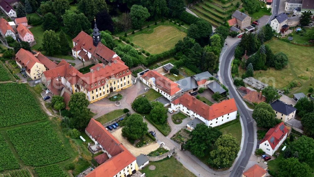 Aerial photograph Seußlitz - Palace - Barockschloss in Seusslitz in the state Saxony, Germany