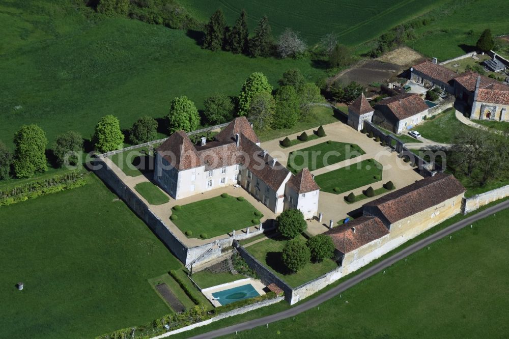 Aerial photograph Connezac - Palace Le Bourg in Connezac in Aquitaine Limousin Poitou-Charentes, France