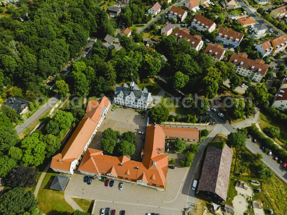 Freital from the bird's eye view: Palace Burgk on street Altburgk in the district Burgk in Freital in the state Saxony, Germany