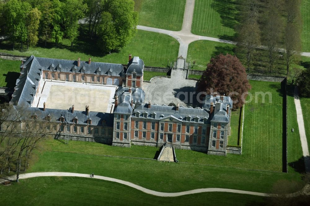 Aerial image Chamarande - Palace Chateau de Chamarande on Rue du Commandant in Chamarande in Ile-de-France, France