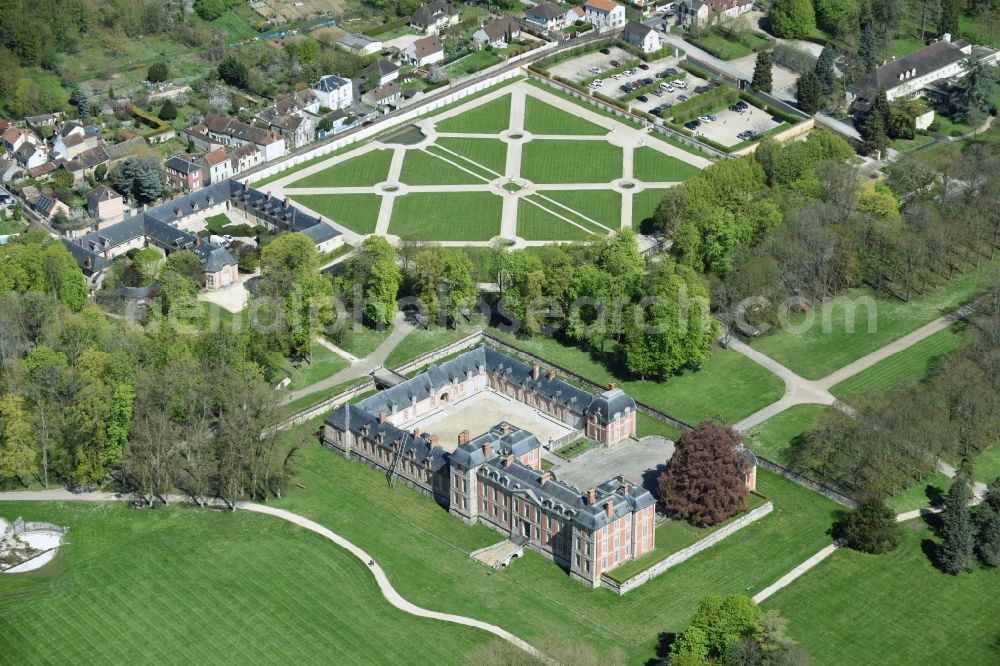 Aerial image Chamarande - Palace Chateau de Chamarande on Rue du Commandant in Chamarande in Ile-de-France, France