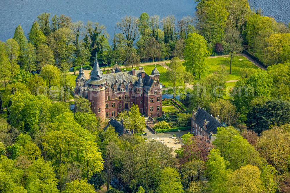 Aerial image Nettetal - Palace Chateauform' Schloss Krickenbeck on street Schlossallee in the district Hinsbeck in Nettetal in the state North Rhine-Westphalia, Germany