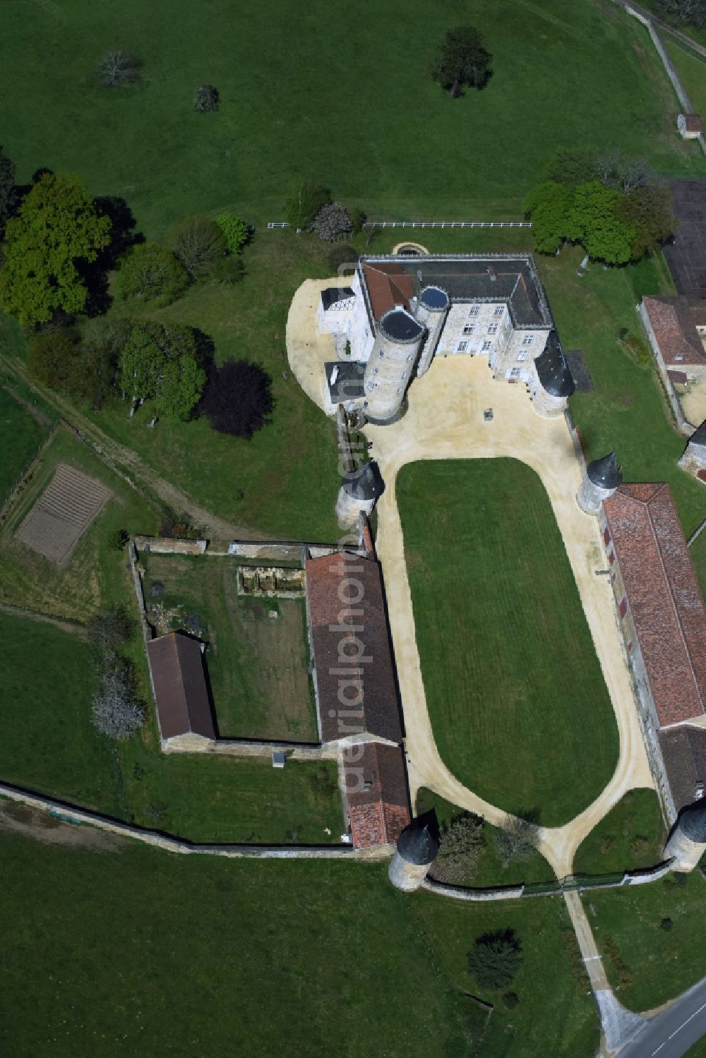 Aerial image Cussac - Palace in Cussac in Aquitaine Limousin Poitou-Charentes, France