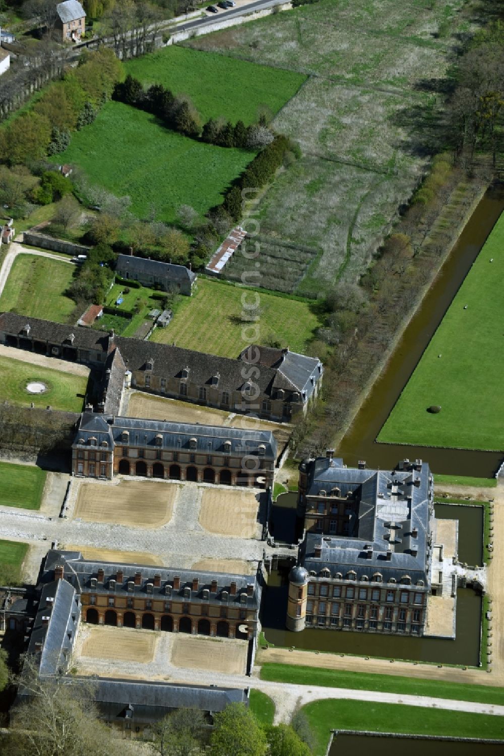 Dampierre-en-Yvelines from above - Palace Dampierre in Dampierre-en-Yvelines in Ile-de-France, France