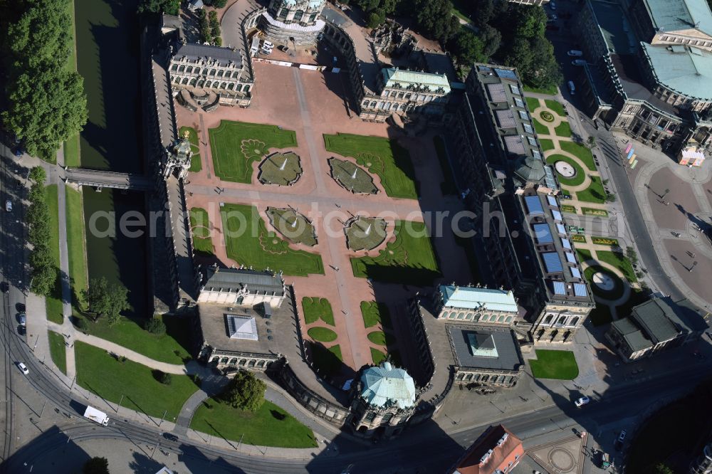 Aerial image Dresden - Palace of the castle Dresdner Zwinger on Theaterplatz - Sophienstrasse in the district Altstadt in Dresden in the federal state of Saxony, Germany