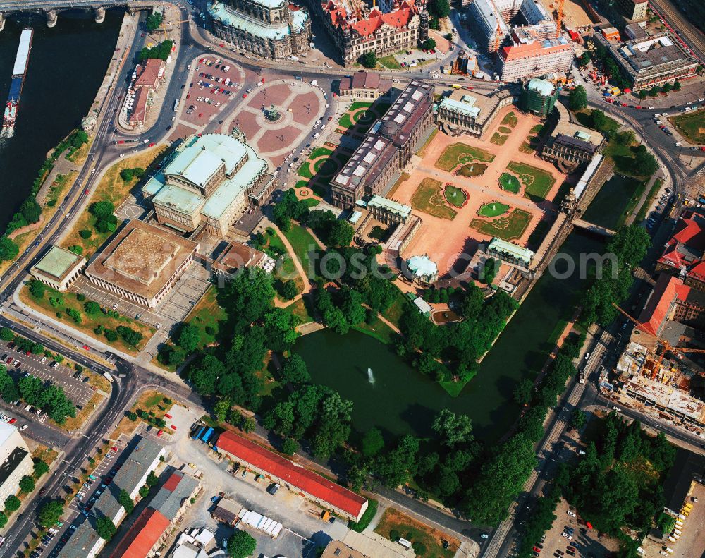 Aerial image Dresden - Palace of the castle Dresdner Zwinger on Theaterplatz - Sophienstrasse in the district Altstadt in Dresden in the federal state of Saxony, Germany