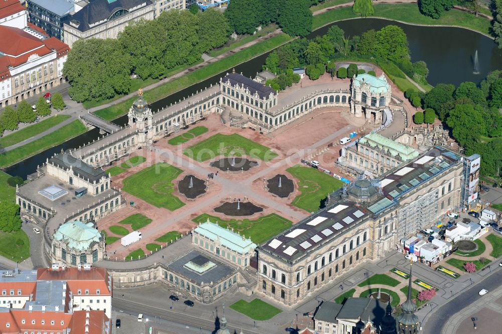 Aerial image Dresden - Palace of the castle Dresdner Zwinger on Theaterplatz - Sophienstrasse in the district Altstadt in Dresden in the federal state of Saxony, Germany