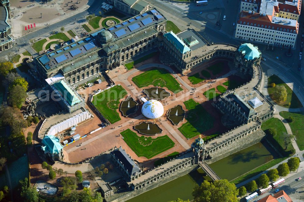 Aerial image Dresden - Palace of the castle Dresdner Zwinger on Theaterplatz - Sophienstrasse in the district Altstadt in Dresden in the federal state of Saxony, Germany