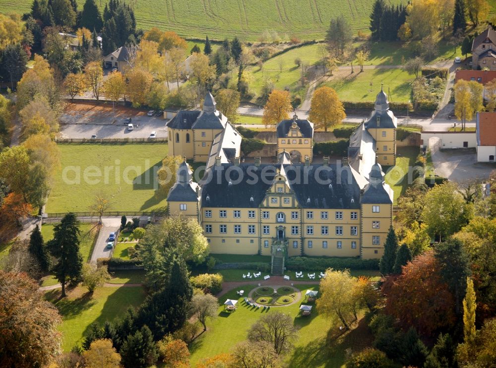 Eringerfeld from the bird's eye view: Palace in Eringerfeld in the state North Rhine-Westphalia, Germany