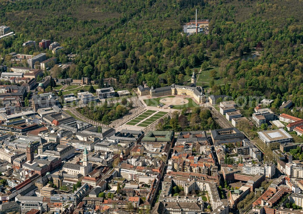 Aerial photograph Karlsruhe - Palace in Karlsruhe in the state Baden-Wurttemberg, Germany