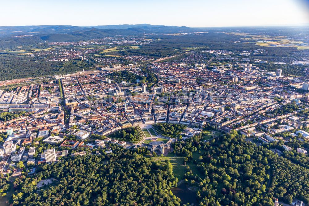 Aerial image Karlsruhe - Palace Karlsruher Schloss on street Schlossbezirk in the district Altstadt in Karlsruhe in the state Baden-Wurttemberg, Germany