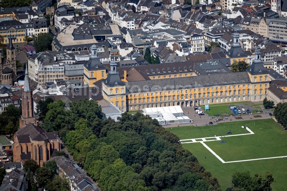 Bonn from above - Palace Kurfuerstliches Schloss Am Hof in Bonn, in the state North Rhine-Westphalia, Germany