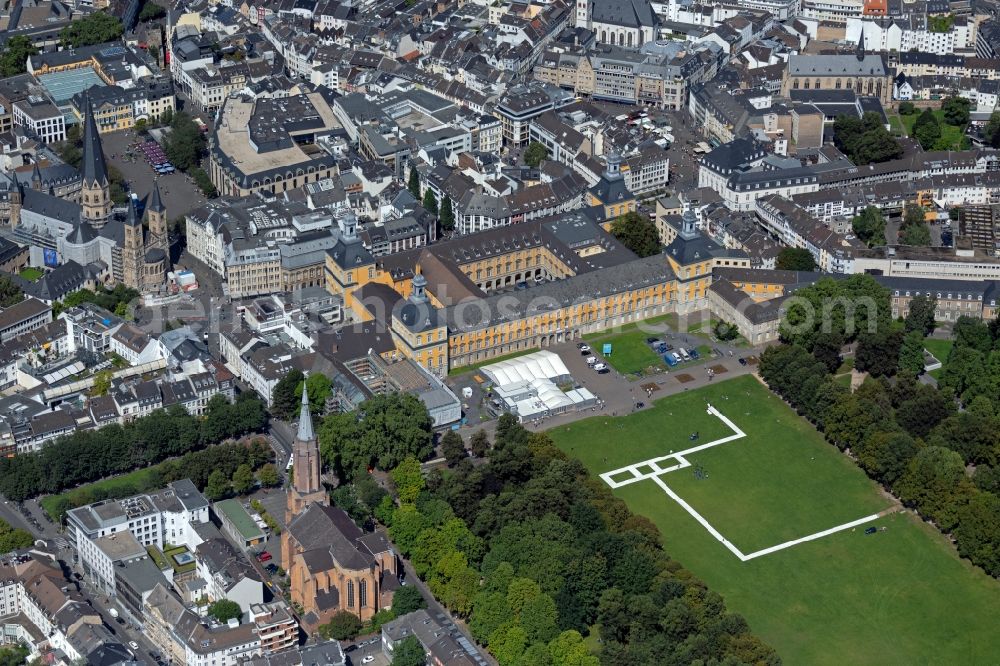 Bonn from above - Palace Kurfuerstliches Schloss Am Hof in the district Zentrum in Bonn, in the state North Rhine-Westphalia, Germany