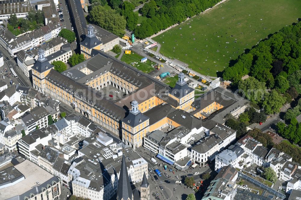 Aerial image Bonn - Palace Kurfuerstliches Schloss und Campus of University Rheinische Friedrich-Wilhelms-Universitaet Am Hof in Bonn in the state North Rhine-Westphalia, Germany