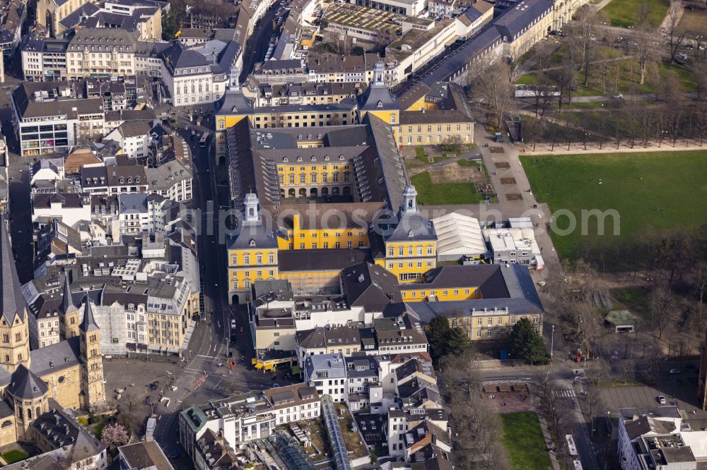 Aerial photograph Bonn - Palace Kurfuerstliches Schloss und Campus of University Rheinische Friedrich-Wilhelms-Universitaet Am Hof in Bonn in the state North Rhine-Westphalia, Germany