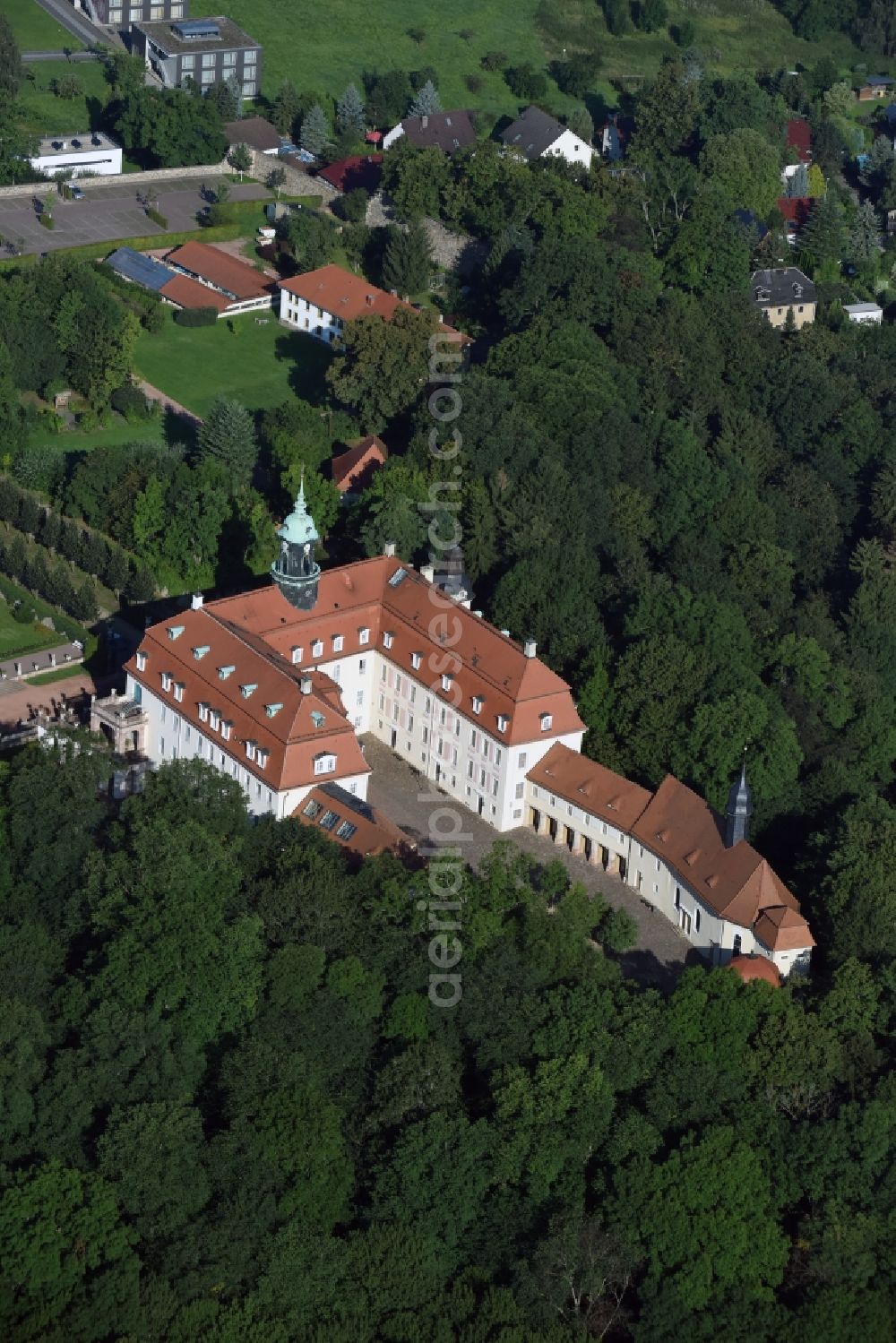 Aerial image Lichtenwalde - Palace Lichtenwalde in Lichtenwalde in the state Saxony